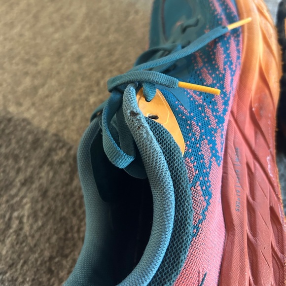 HOKA Speedgoat 5 Trail Running Sneaker - Women’s Size 9 - Picture 15 of 16